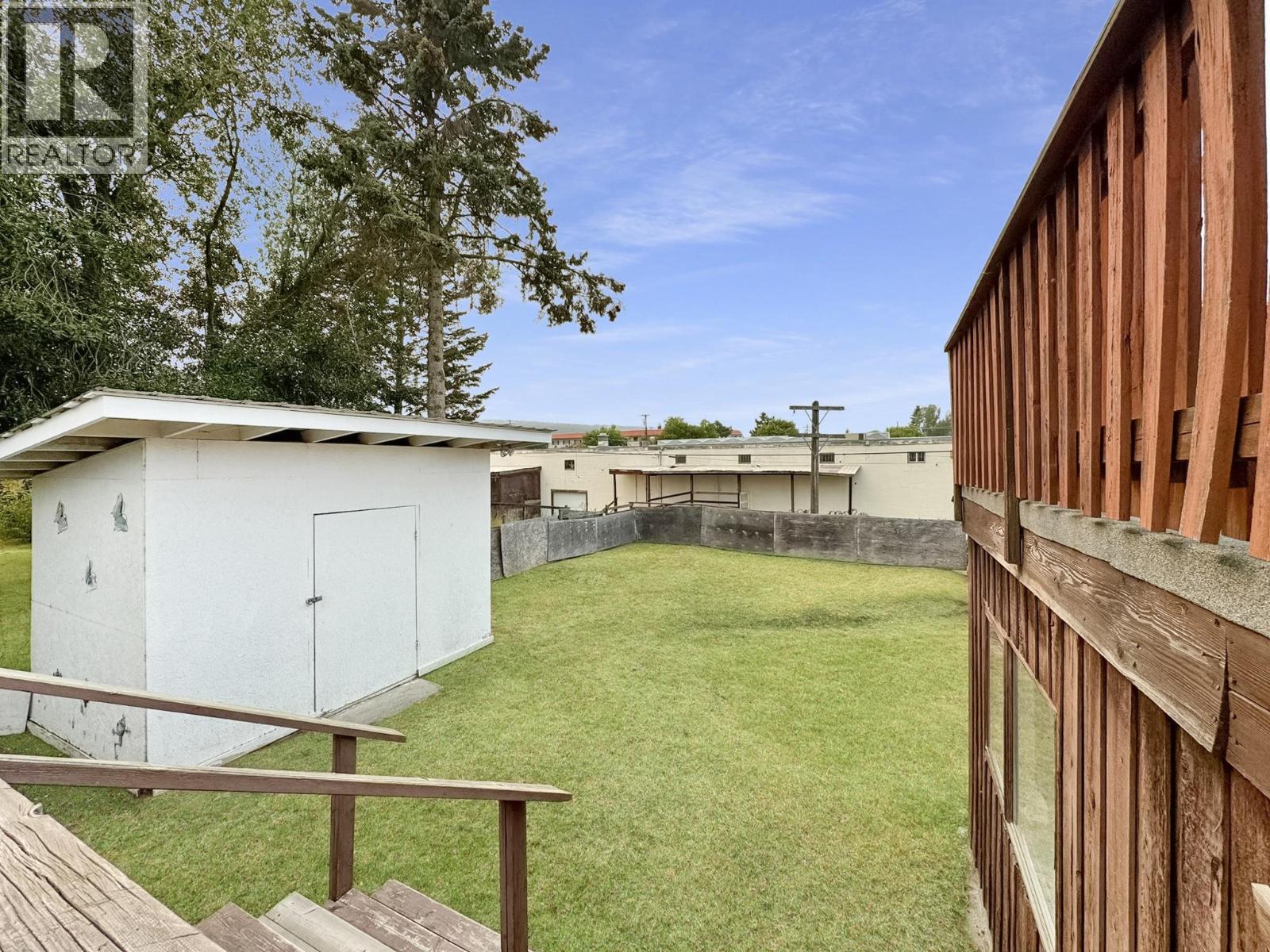 330 Cedar Avenue, 100 Mile House, British Columbia  V0J 2E0 - Photo 27 - C8079494