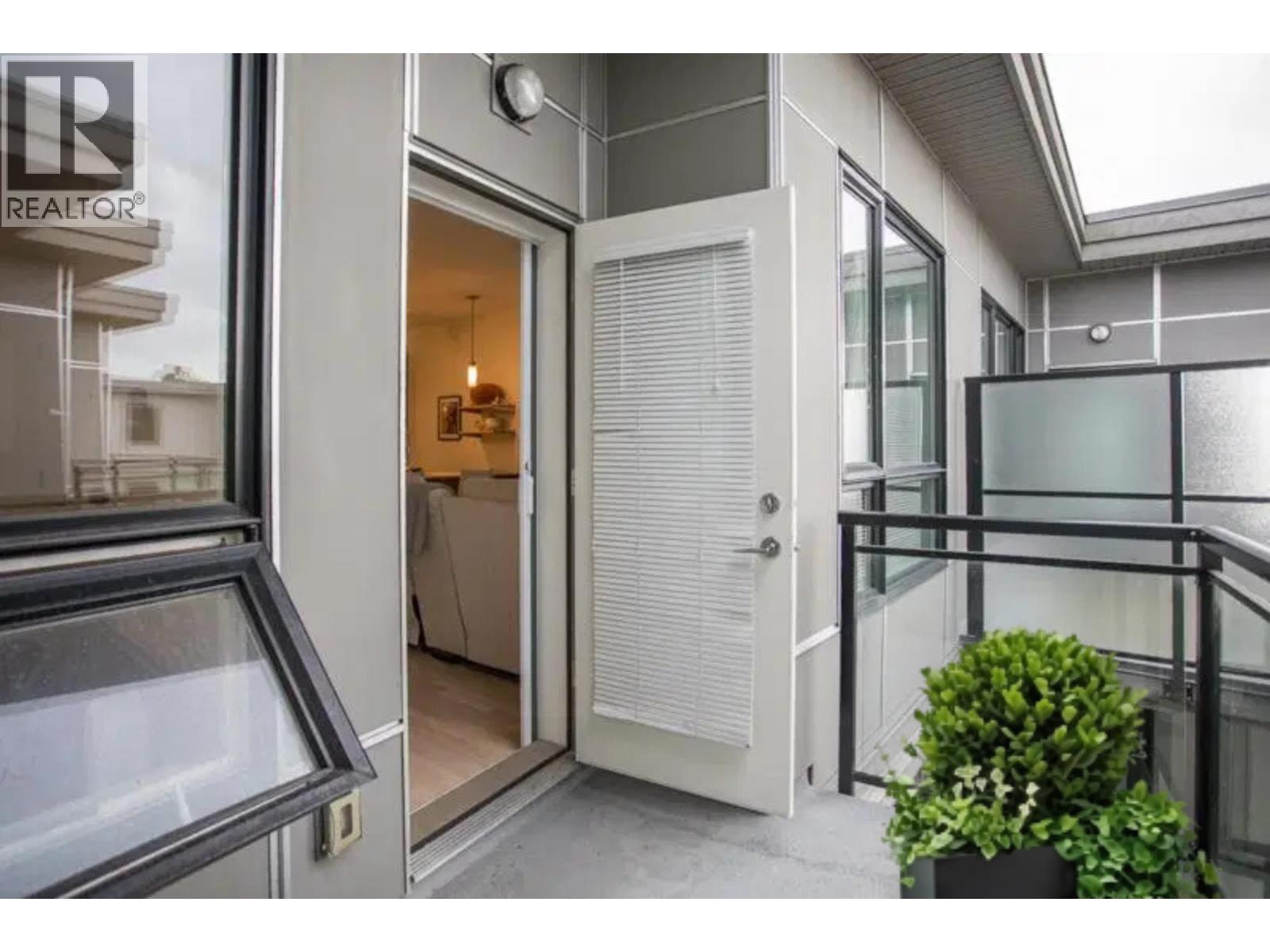 417 7058 14th Avenue, Burnaby, British Columbia  V3N 0E6 - Photo 13 - R3105390