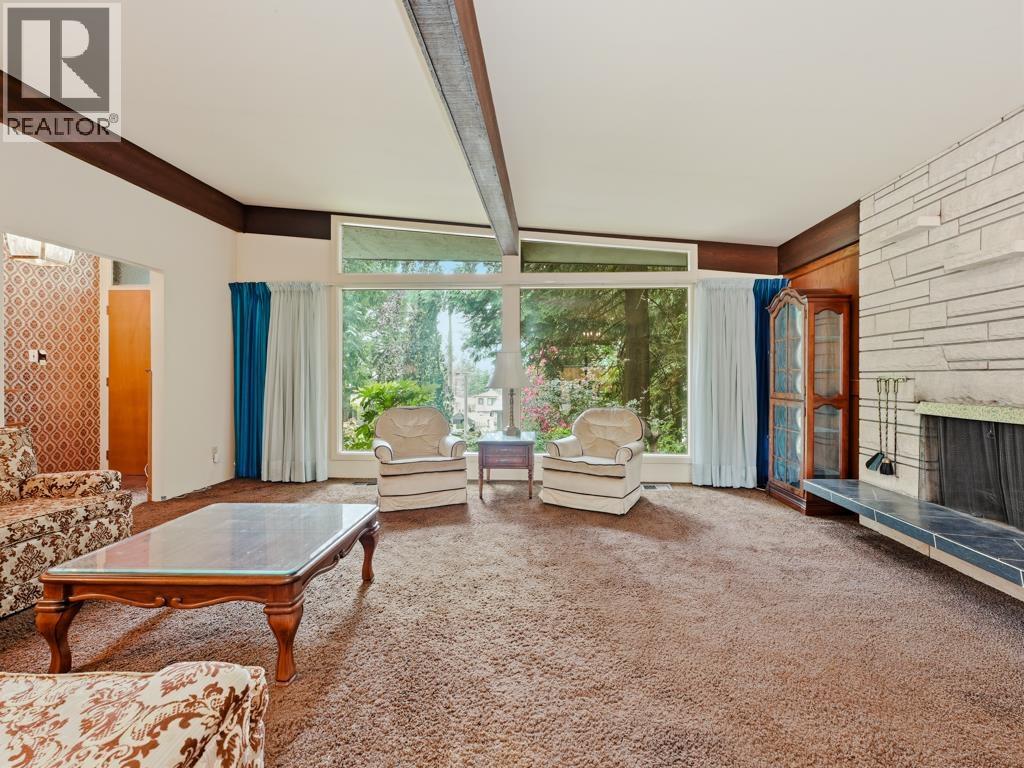 4763 Neville Street, Burnaby, British Columbia  V5J 2H4 - Photo 4 - R3134642