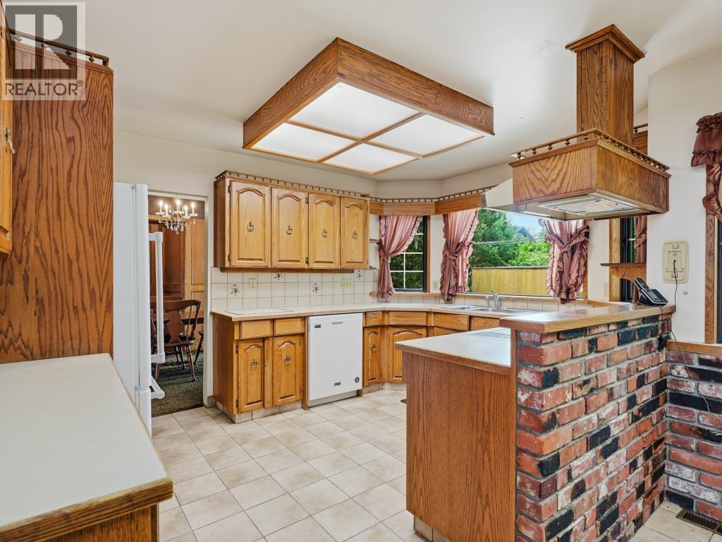 4763 Neville Street, Burnaby, British Columbia  V5J 2H4 - Photo 10 - R3134642