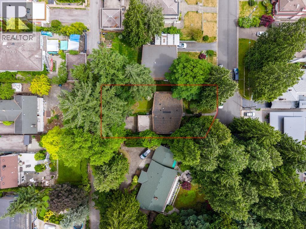4763 Neville Street, Burnaby, British Columbia  V5J 2H4 - Photo 2 - R3134642