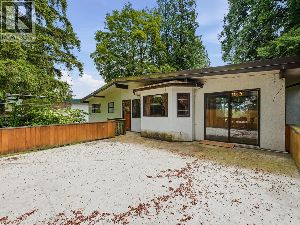 4763 Neville Street, Burnaby, British Columbia  V5J 2H4 - Photo 15 - R3134642