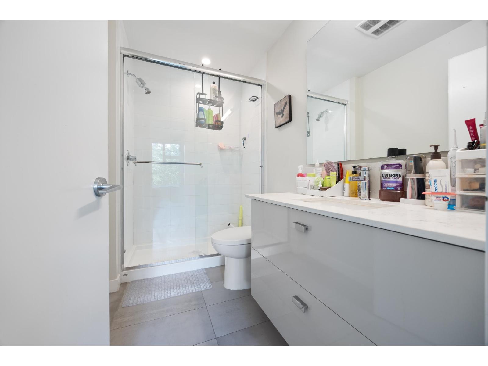 220 10838 Whalley Boulevard, Surrey, British Columbia  V3R 0G8 - Photo 16 - R3134696