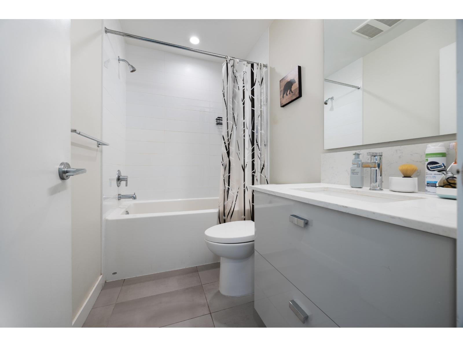 220 10838 Whalley Boulevard, Surrey, British Columbia  V3R 0G8 - Photo 22 - R3134696