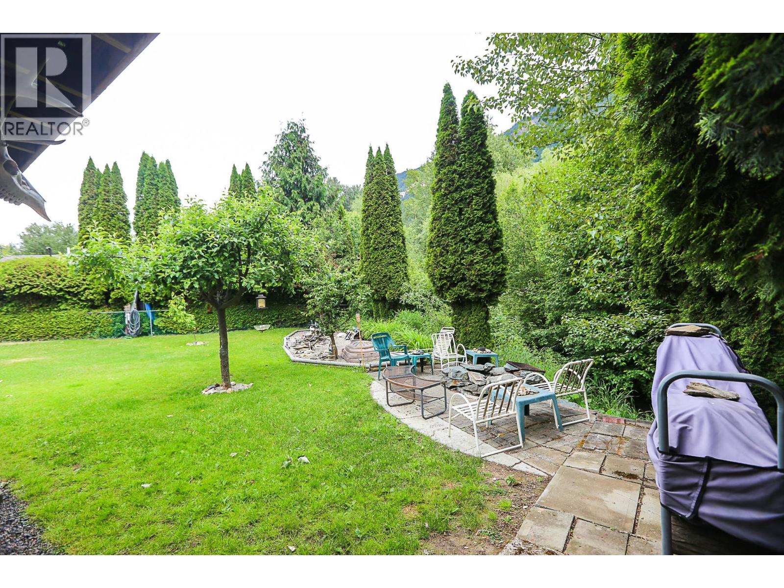 2020 Sinmax Creek Road Unit# N3, Adams Lake, British Columbia  V0E 2E0 - Photo 5 - 10390511