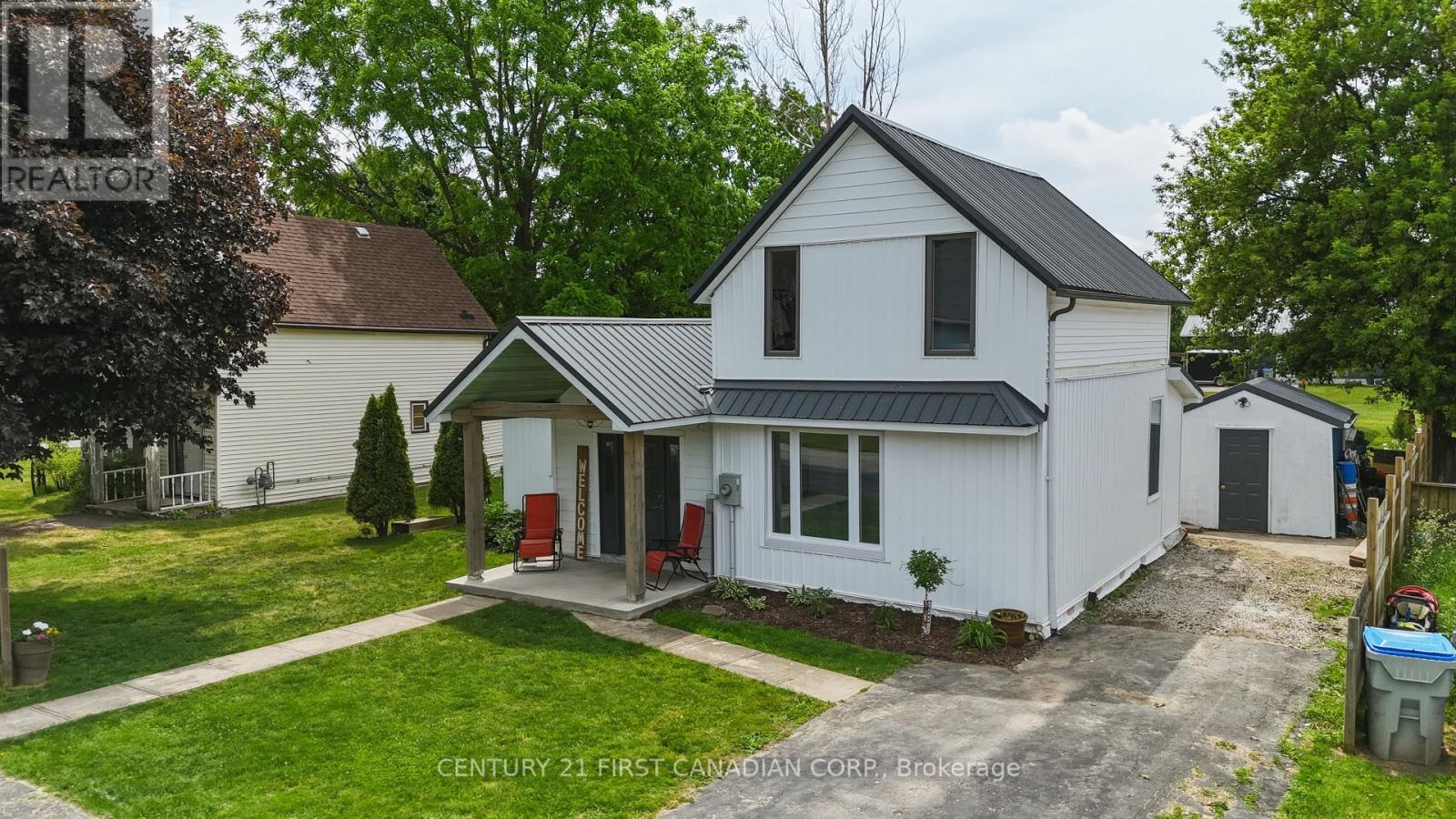8073 FRANCIS STREET, Brooke-Alvinston, Ontario
