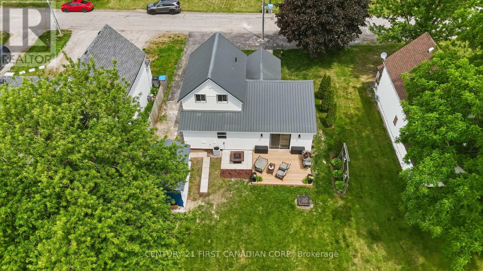 8073 Francis Street, Brooke-Alvinston, Ontario  N0N 1A0 - Photo 31 - X13428322