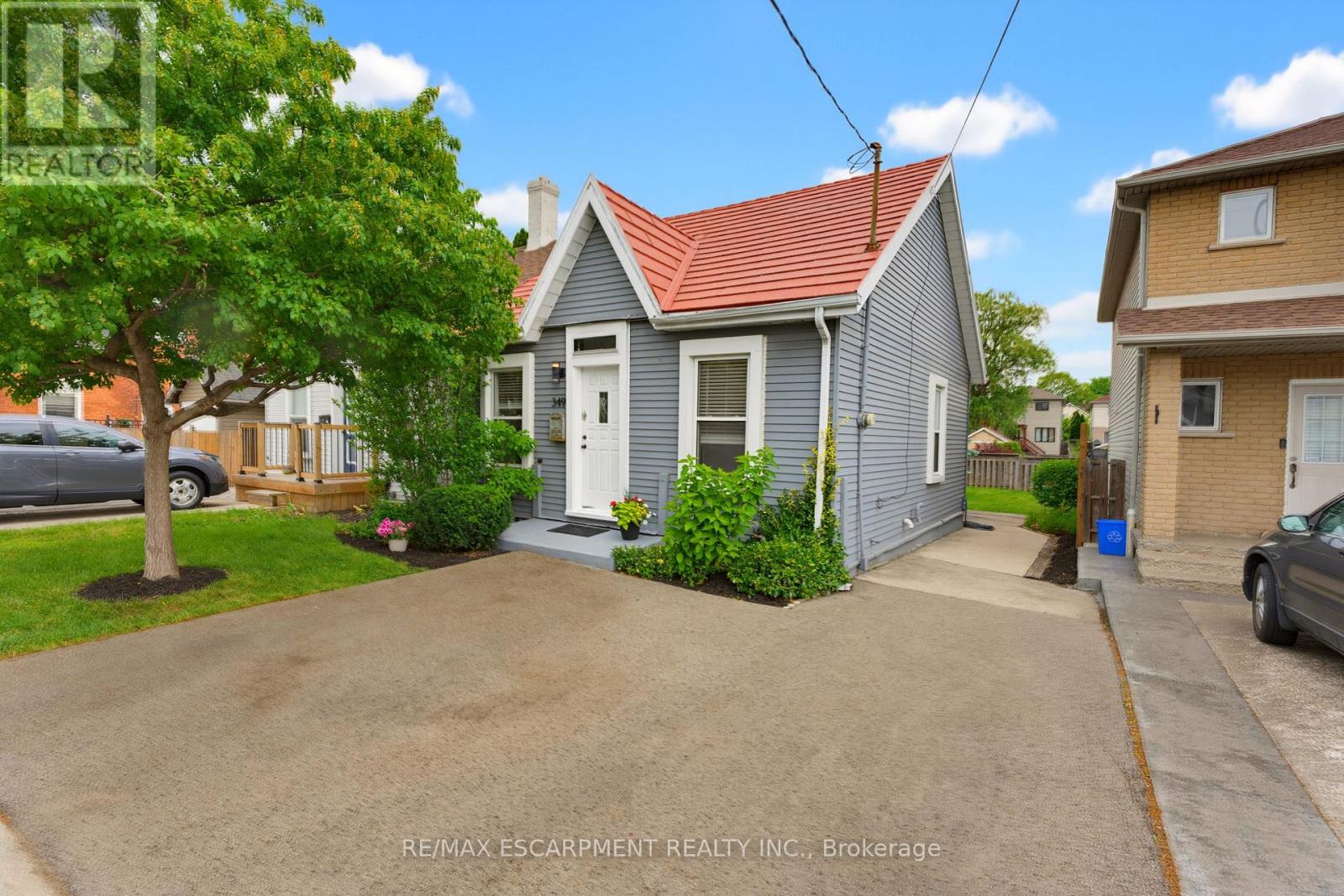 349 JOHN STREET N, Hamilton, Ontario