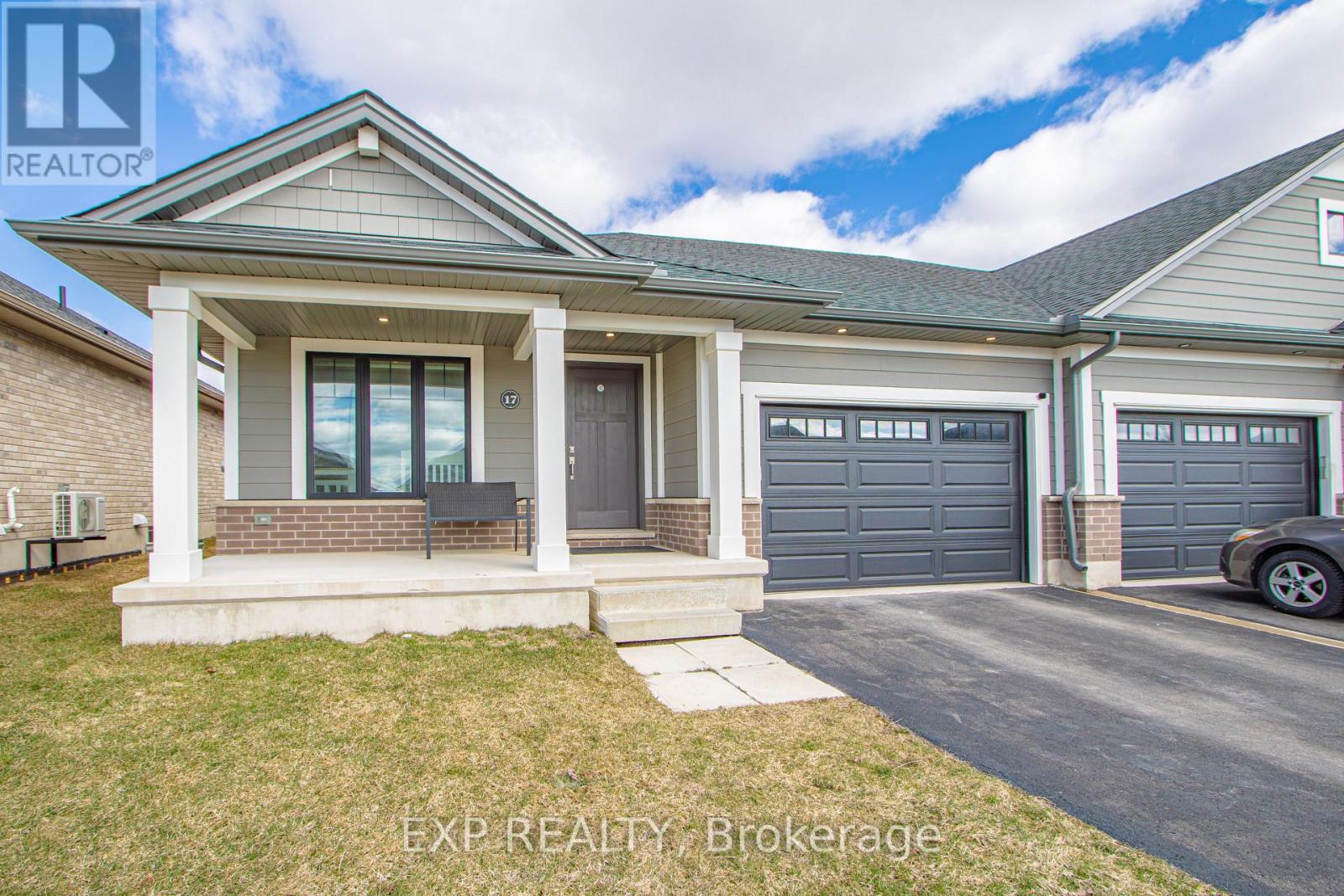 17 Harlequin Court, St. Thomas, Ontario  N5R 0L5 - Photo 2 - X13428174