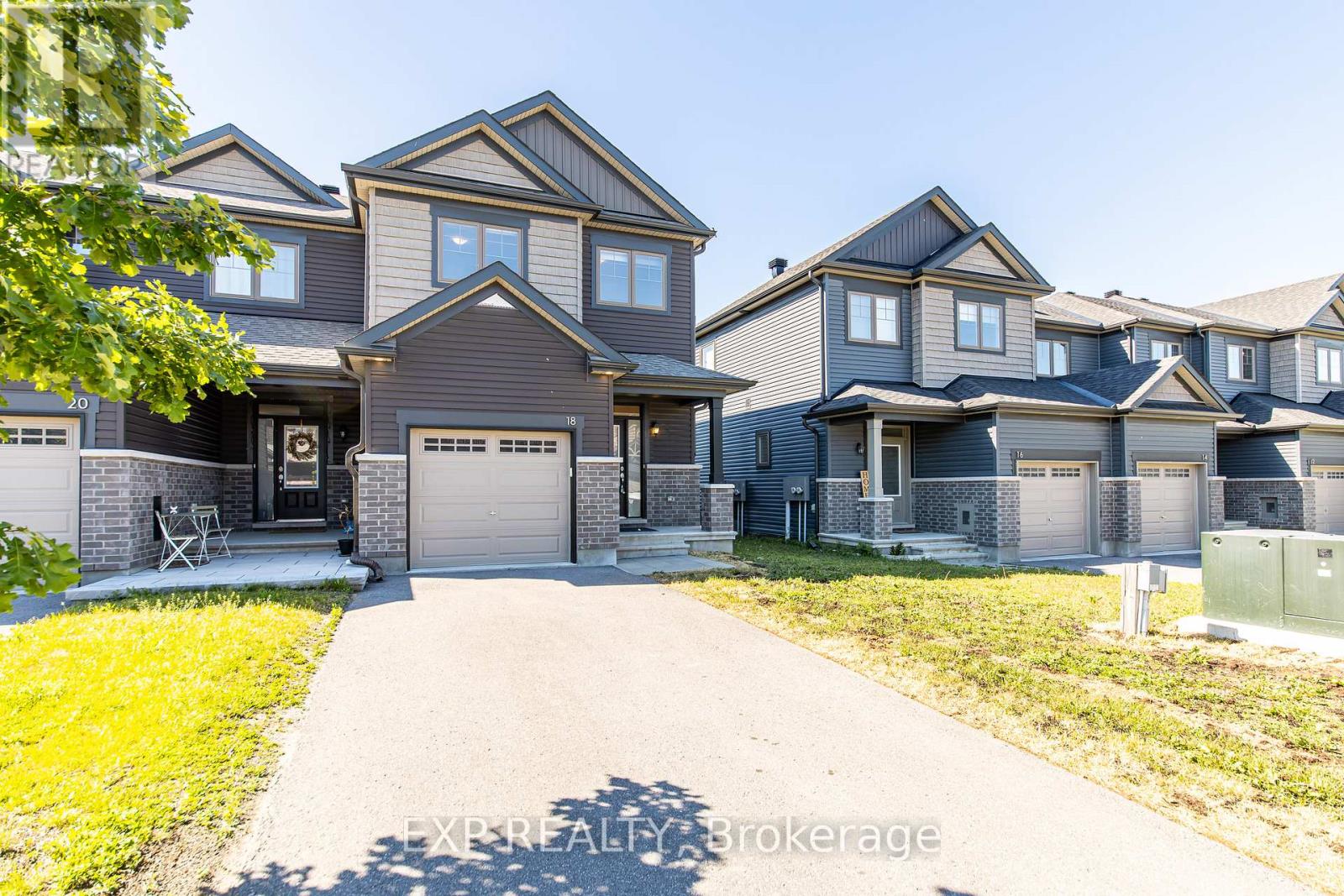 18 ROOKIE CRESCENT, Ottawa, Ontario