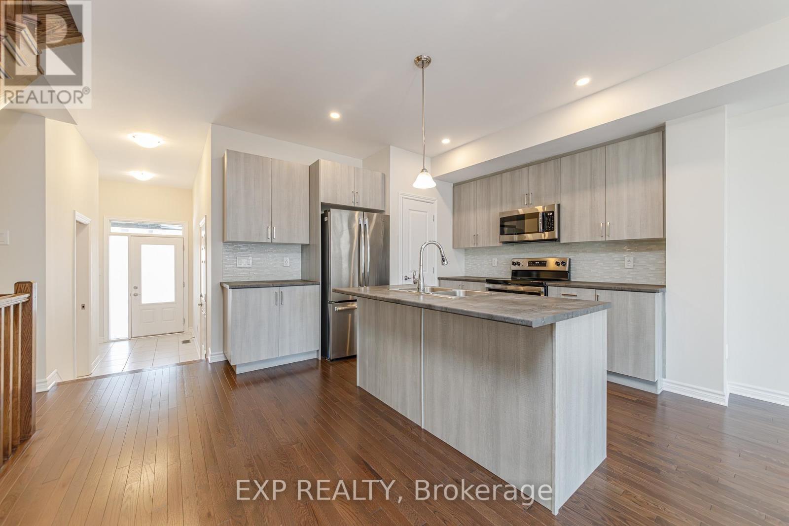 18 Rookie Crescent, Ottawa, Ontario  K2V 0R9 - Photo 7 - X13428284