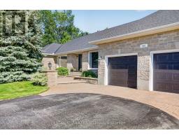 528 TULLAMORE STREET, Ottawa, Ontario