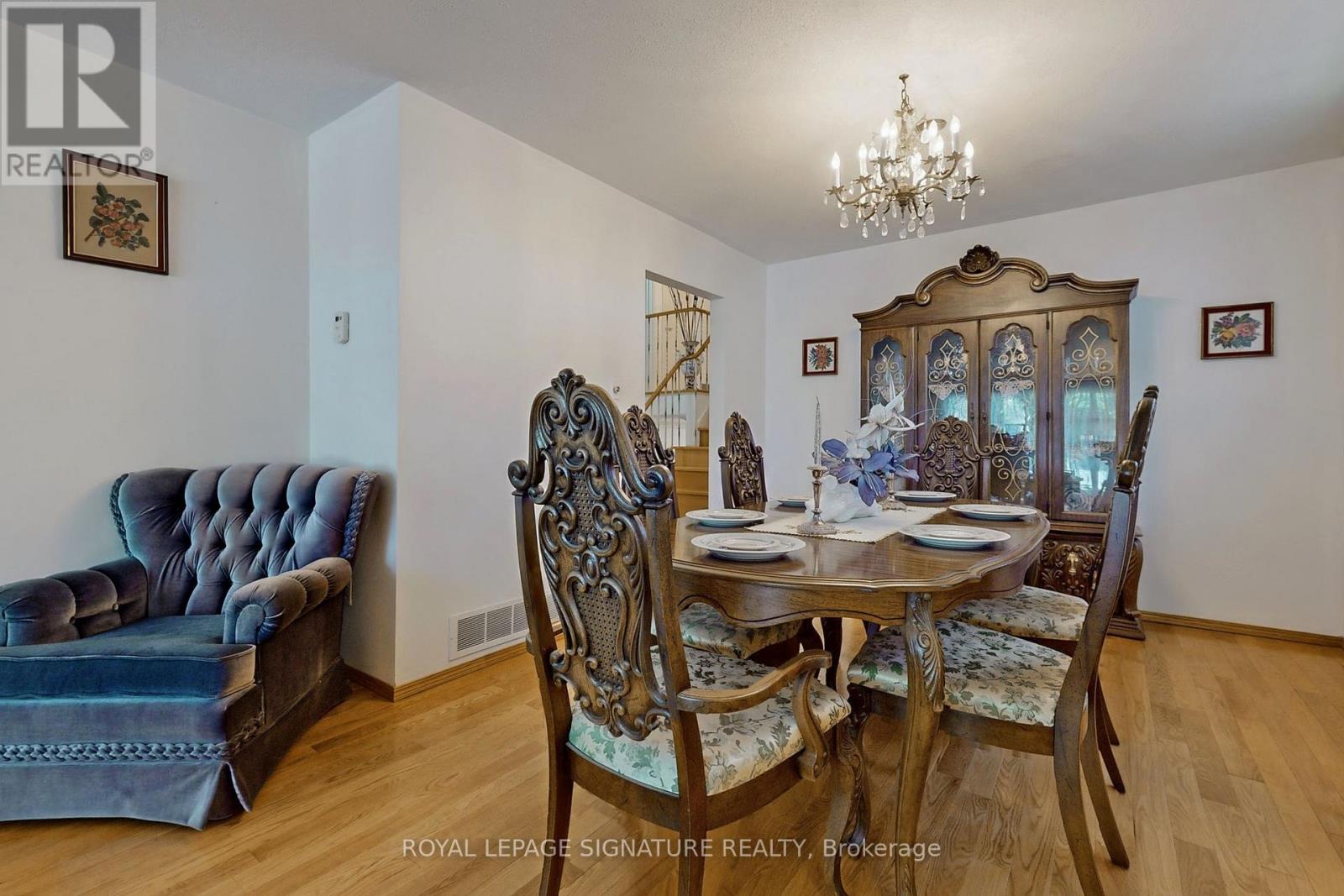 6 Kelvinway Drive, Toronto, Ontario  M1W 1N4 - Photo 8 - E13229094