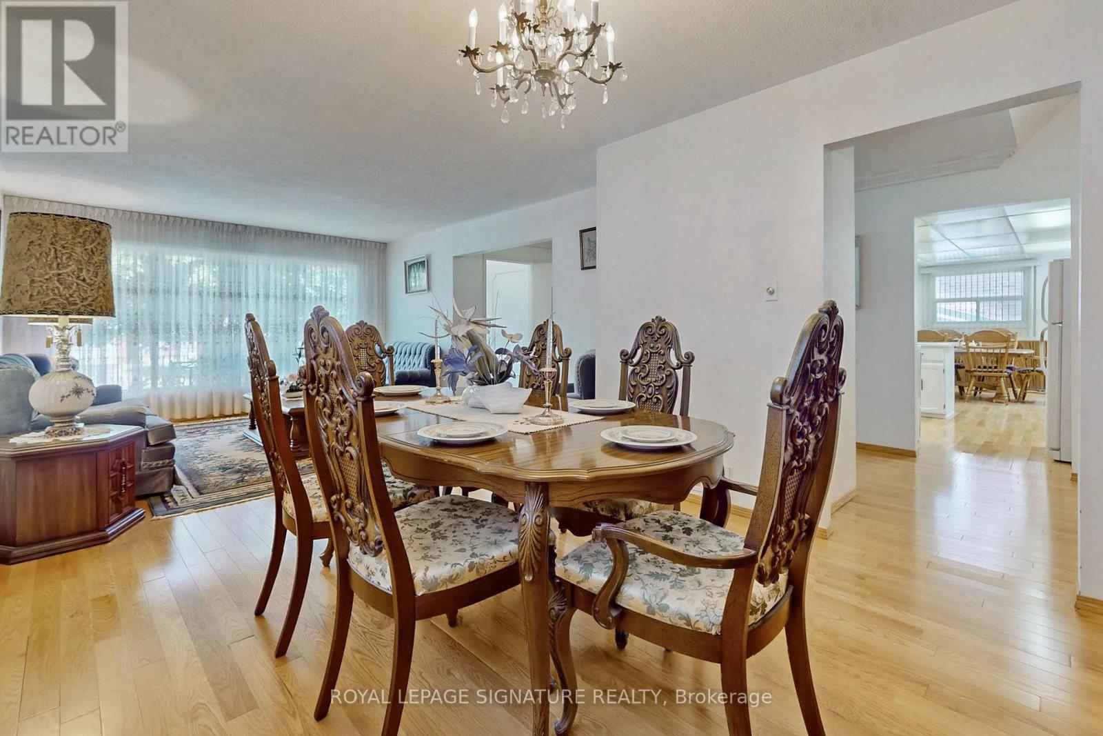 6 Kelvinway Drive, Toronto, Ontario  M1W 1N4 - Photo 9 - E13229094