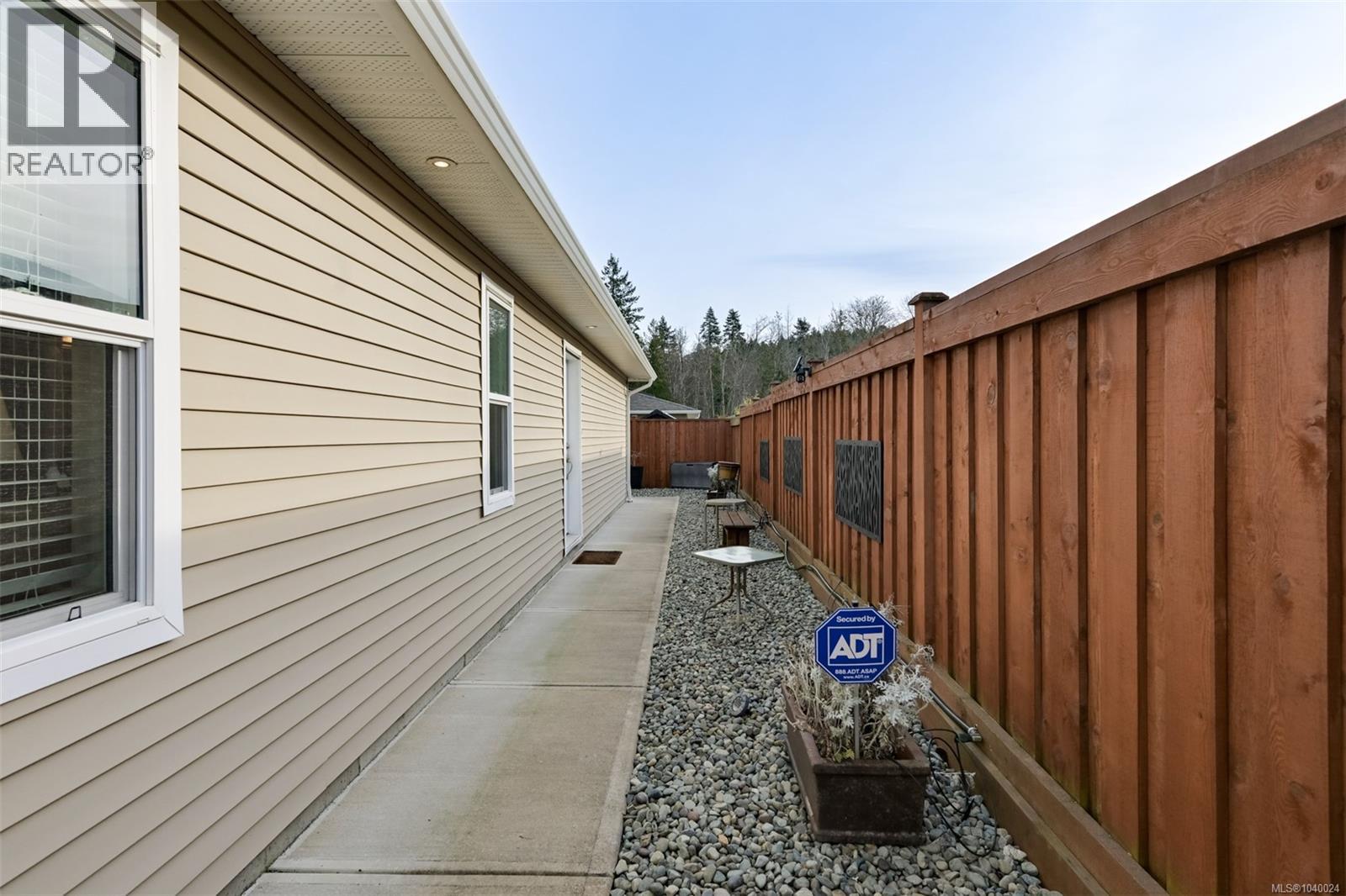 Listing image 55