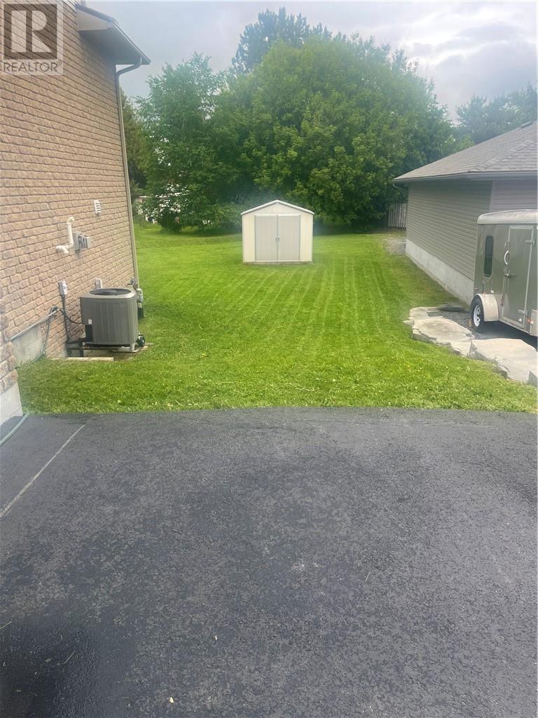 4623 Beaudelaire Court, Val Therese, Ontario  P3P 1S3 - Photo 11 - 2128050