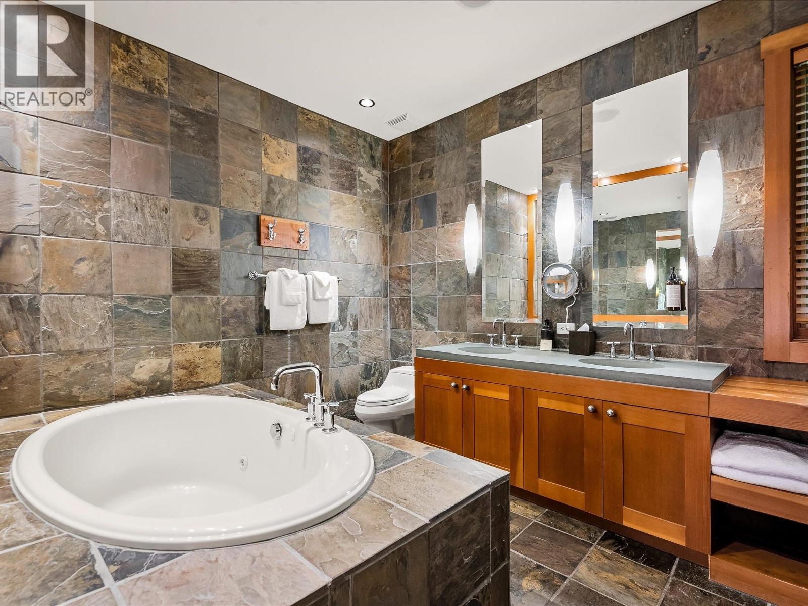 13i 2300 Nordic Drive, Whistler, British Columbia  V8E 0A6 - Photo 15 - R3134682