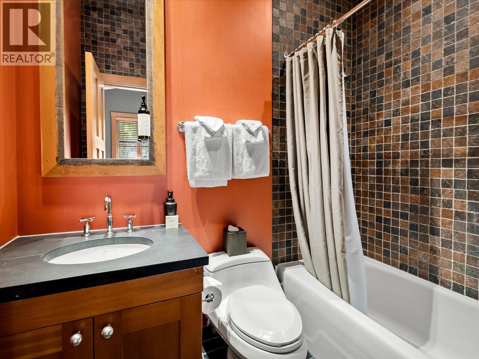 13i 2300 Nordic Drive, Whistler, British Columbia  V8E 0A6 - Photo 22 - R3134682