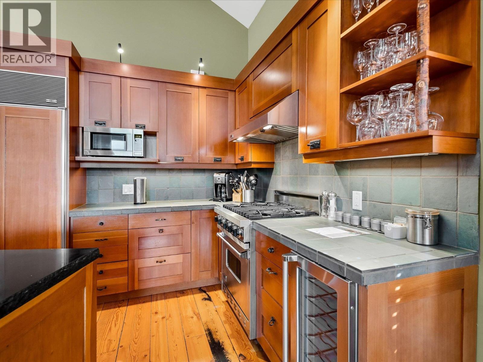 13i 2300 Nordic Drive, Whistler, British Columbia  V8E 0A6 - Photo 8 - R3134682