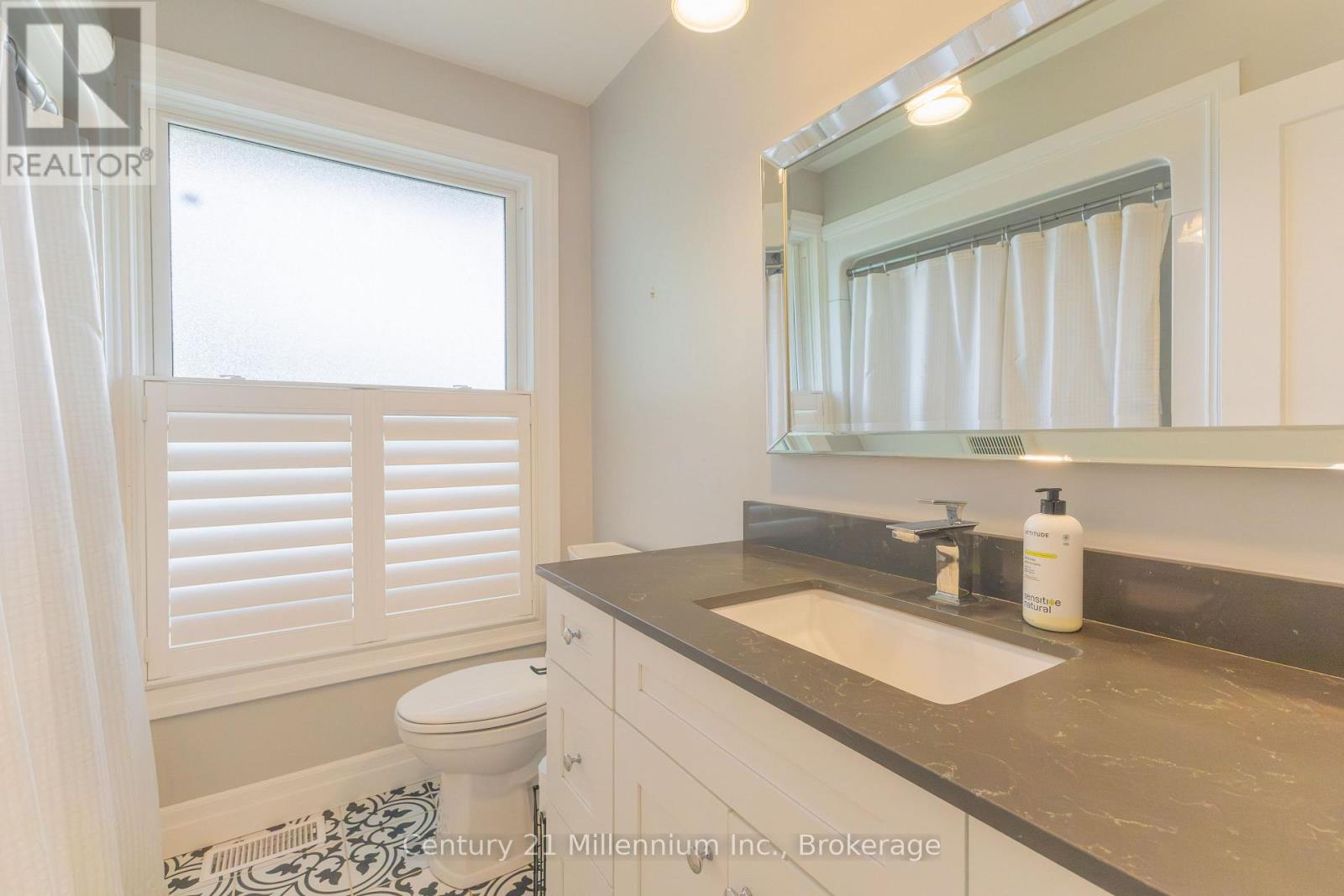 340 Falconer Street, Saugeen Shores, Ontario  N0H 2C2 - Photo 29 - X13428338