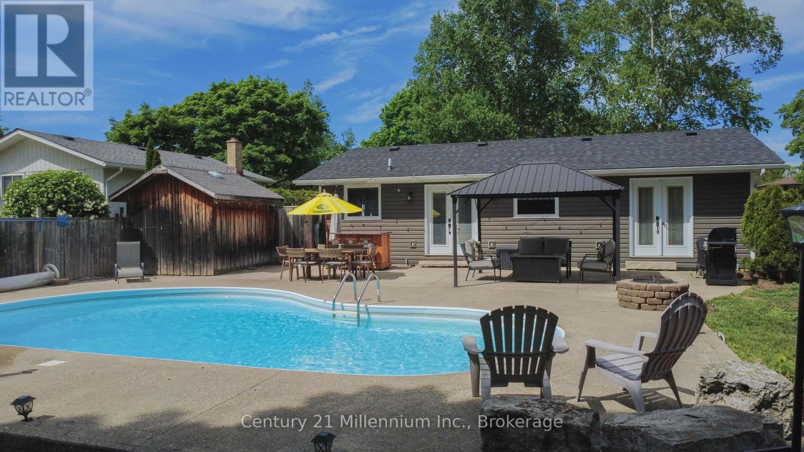 340 Falconer Street, Saugeen Shores, Ontario  N0H 2C2 - Photo 4 - X13428338