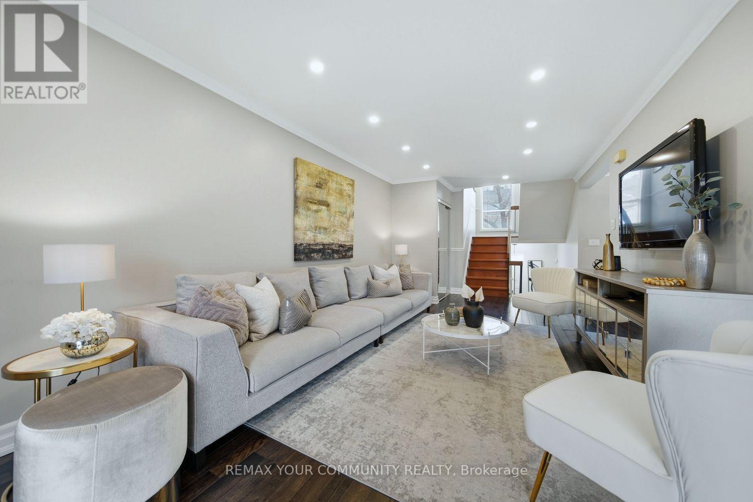 25 Cheryl Shepway Crescent, Toronto, Ontario  M2J 4R5 - Photo 8 - C13428314