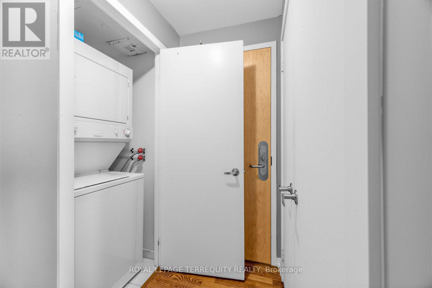 3111 - 55 Bremner Boulevard, Toronto, Ontario  M5J 0A6 - Photo 4 - C13428320