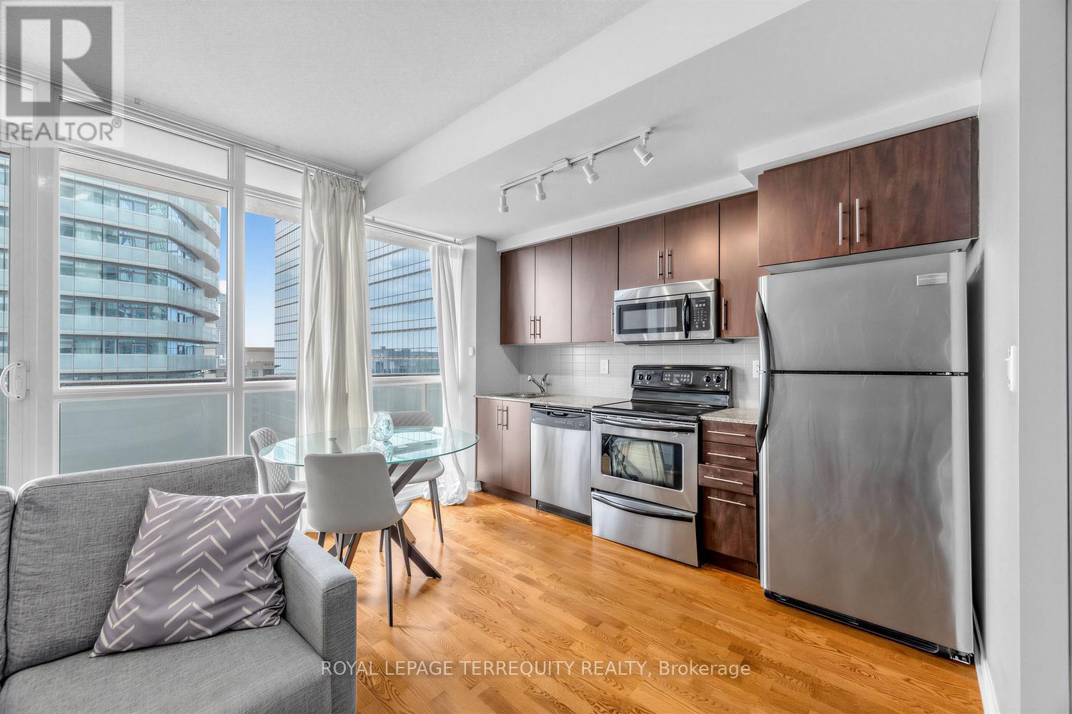 3111 - 55 Bremner Boulevard, Toronto, Ontario  M5J 0A6 - Photo 8 - C13428320