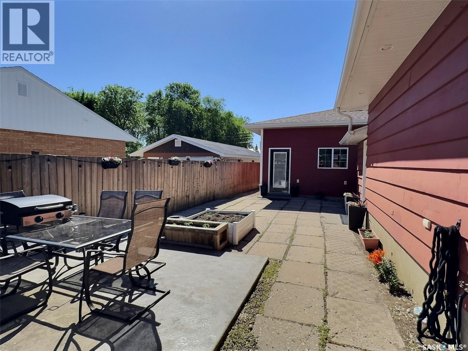 211 Duncan Road, Estevan, Saskatchewan  S4A 0A3 - Photo 33 - SK038864