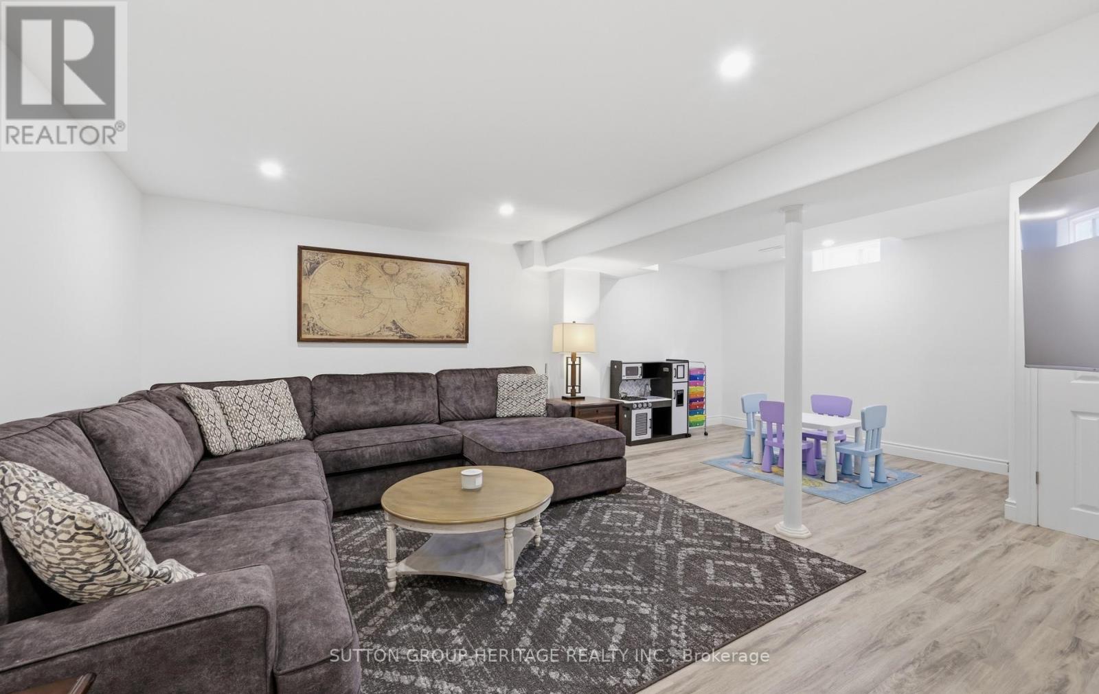 680 Eramosa Crescent, Pickering, Ontario  L1V 5N4 - Photo 31 - E13428356