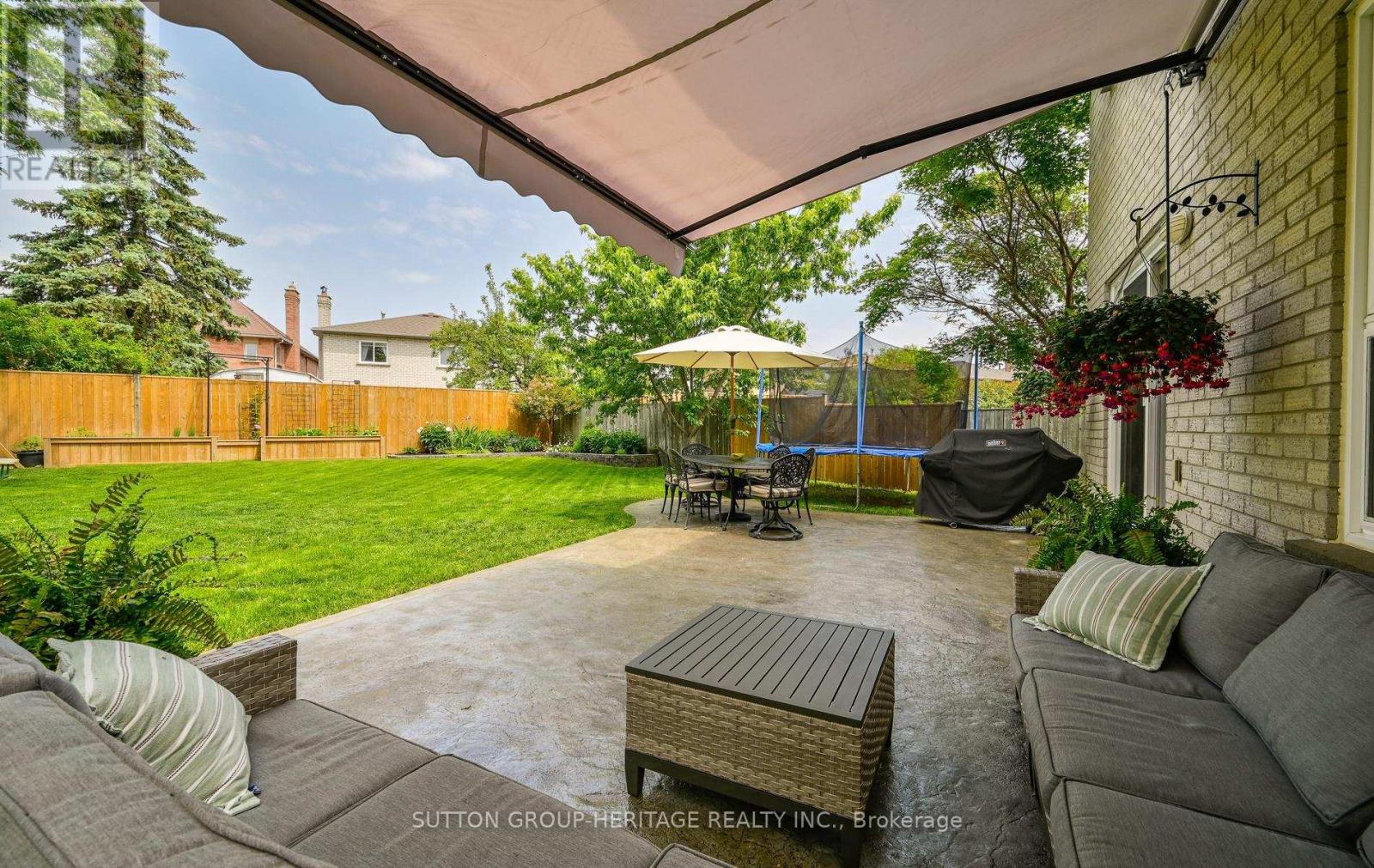 680 Eramosa Crescent, Pickering, Ontario  L1V 5N4 - Photo 33 - E13428356