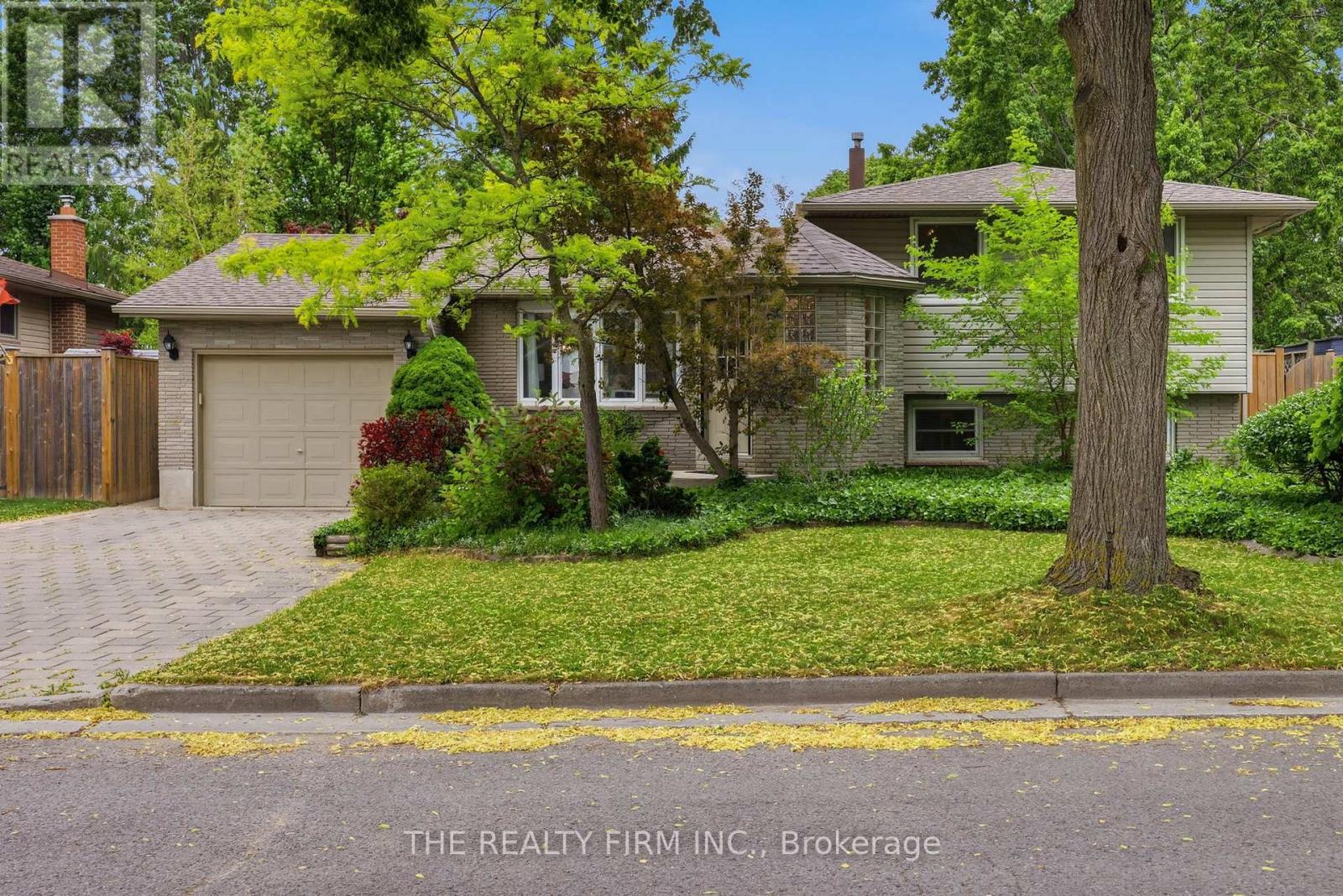 79 MENDIP CRESCENT, London South, Ontario