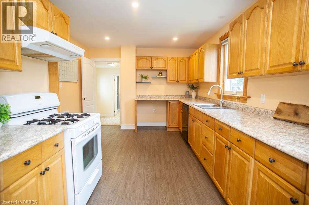 39 Centre Street, Woodstock, Ontario  N4S 3X6 - Photo 16 - 40837322