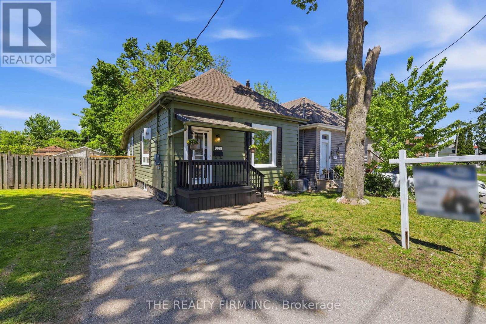1068 Margaret Street, London East, Ontario  N5W 2K1 - Photo 2 - X13428582