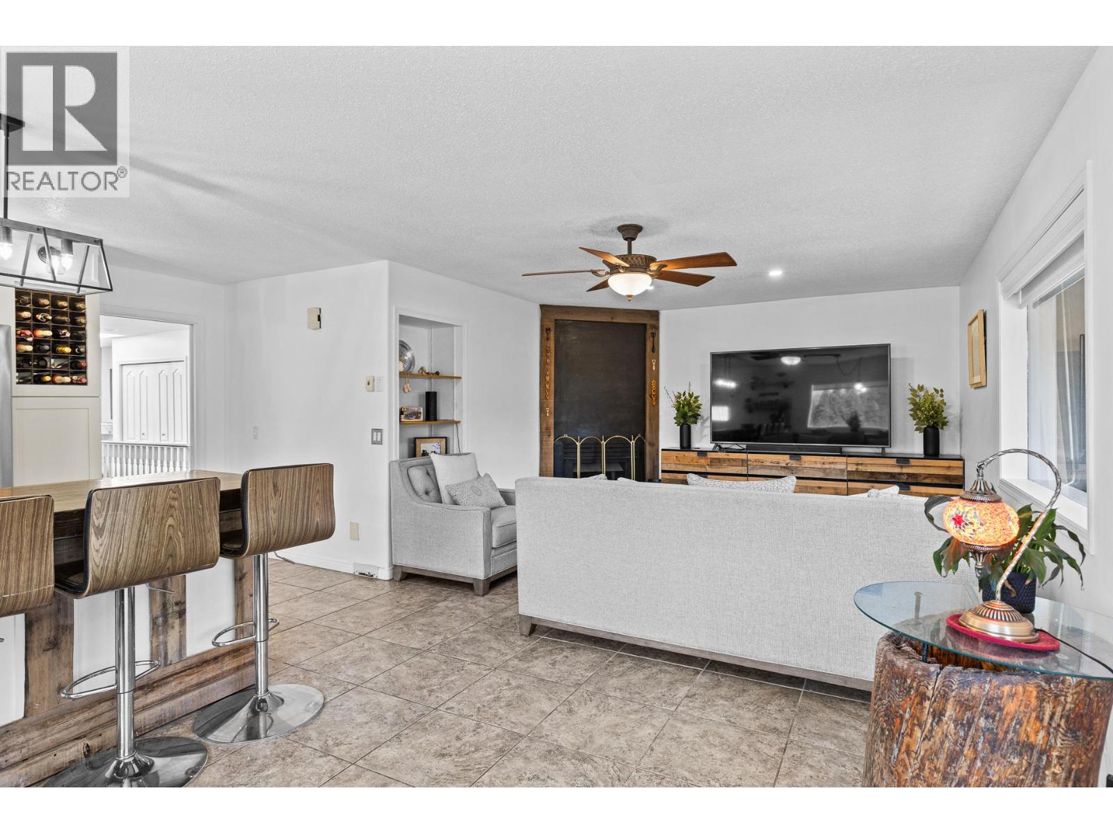 145 Magic Drive, Kelowna, British Columbia  V1V 1N2 - Photo 22 - 10390932