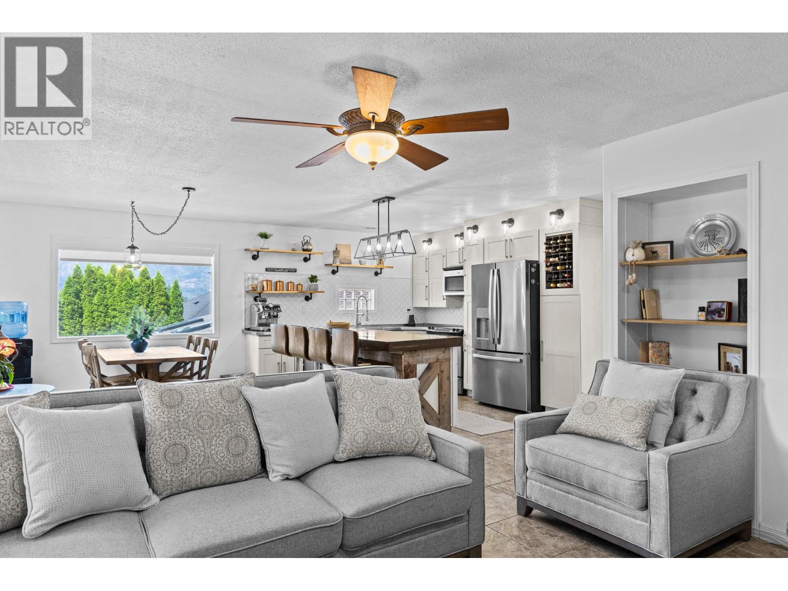 145 Magic Drive, Kelowna, British Columbia  V1V 1N2 - Photo 25 - 10390932