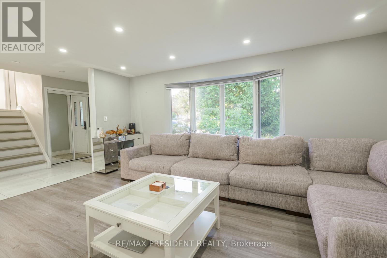 2 Jerome Crescent, Brampton, Ontario  L6S 2H1 - Photo 18 - W13428318