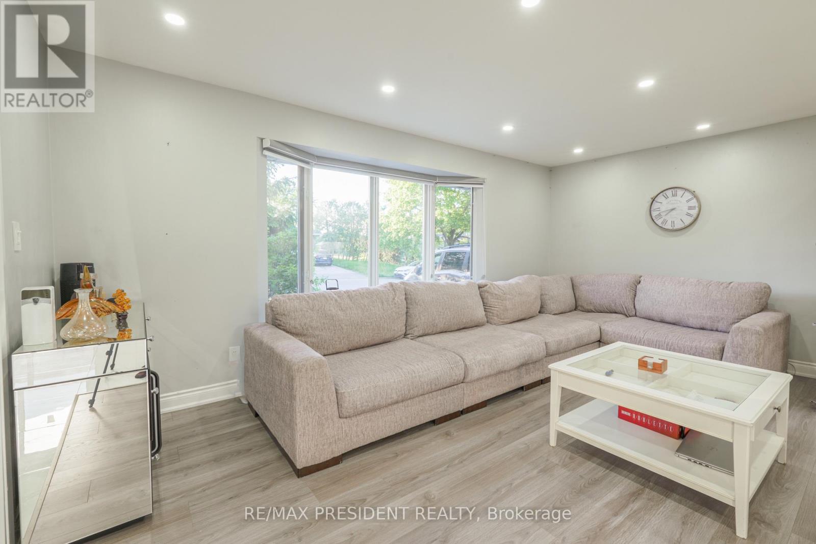 2 Jerome Crescent, Brampton, Ontario  L6S 2H1 - Photo 19 - W13428318
