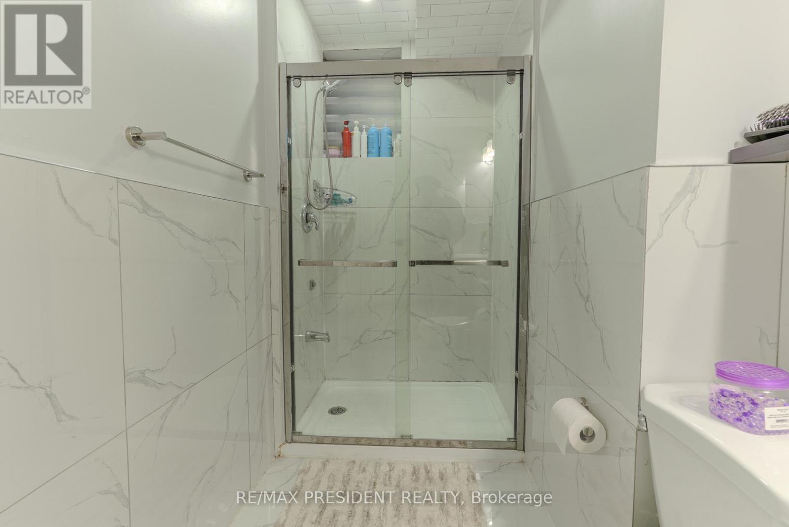 2 Jerome Crescent, Brampton, Ontario  L6S 2H1 - Photo 24 - W13428318