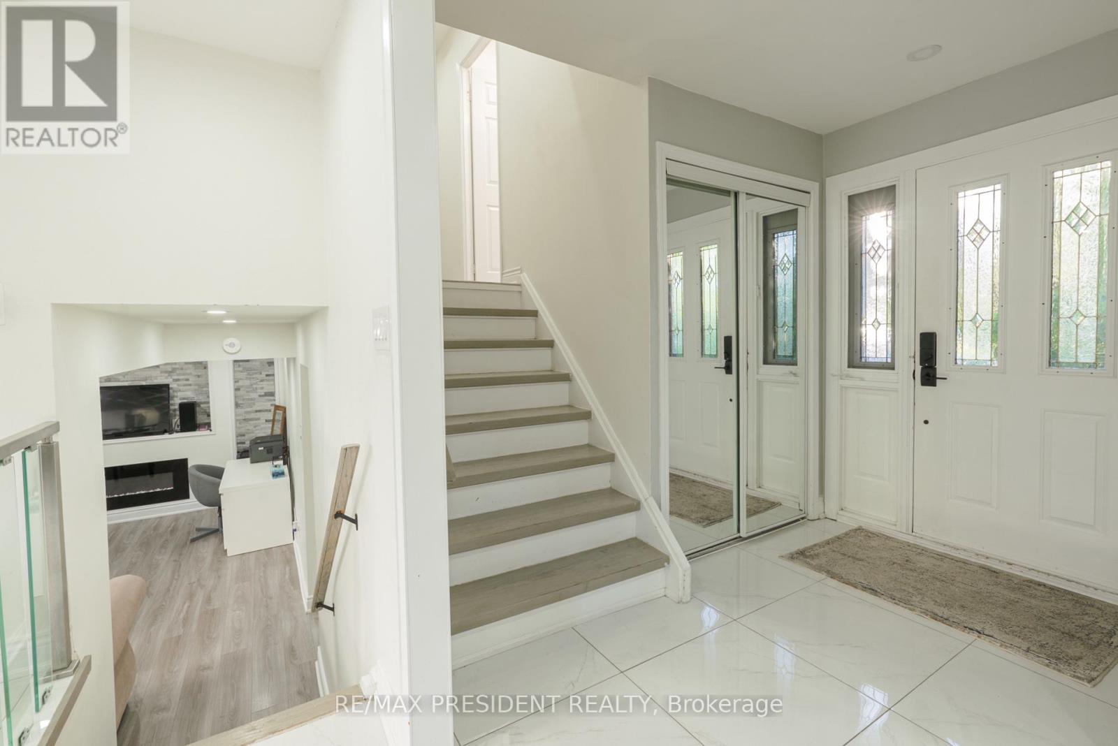 2 Jerome Crescent, Brampton, Ontario  L6S 2H1 - Photo 28 - W13428318