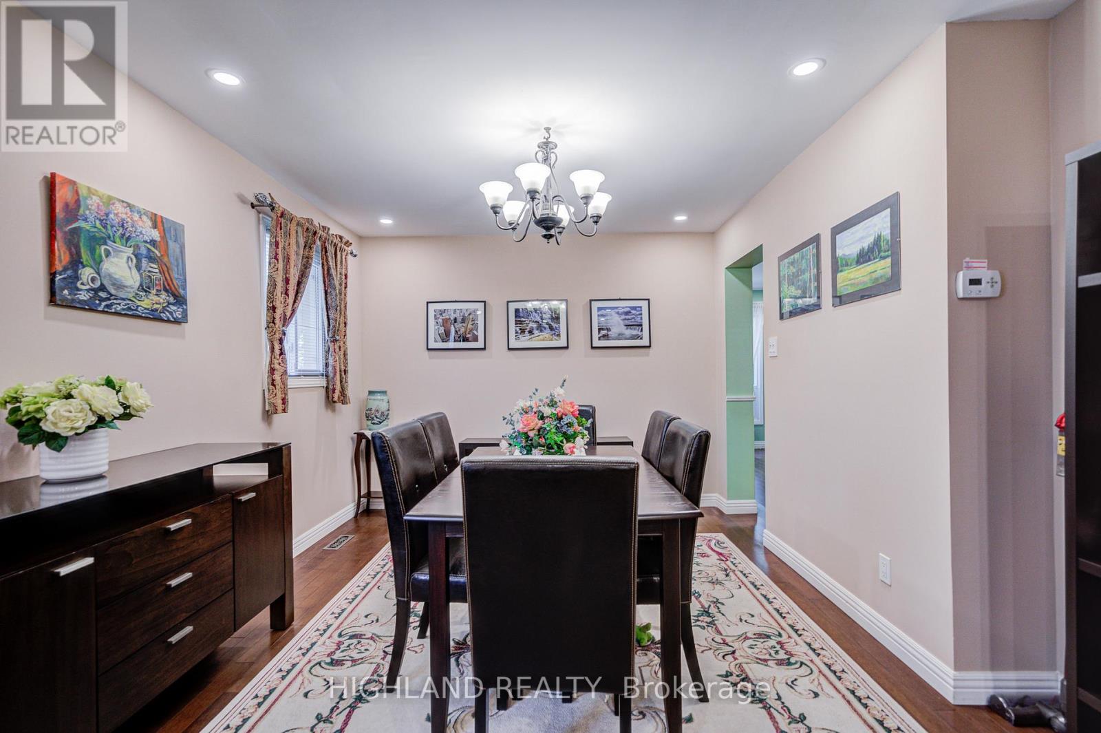 6937 Harris Road, Mississauga, Ontario  L5N 4Z1 - Photo 11 - W13428324