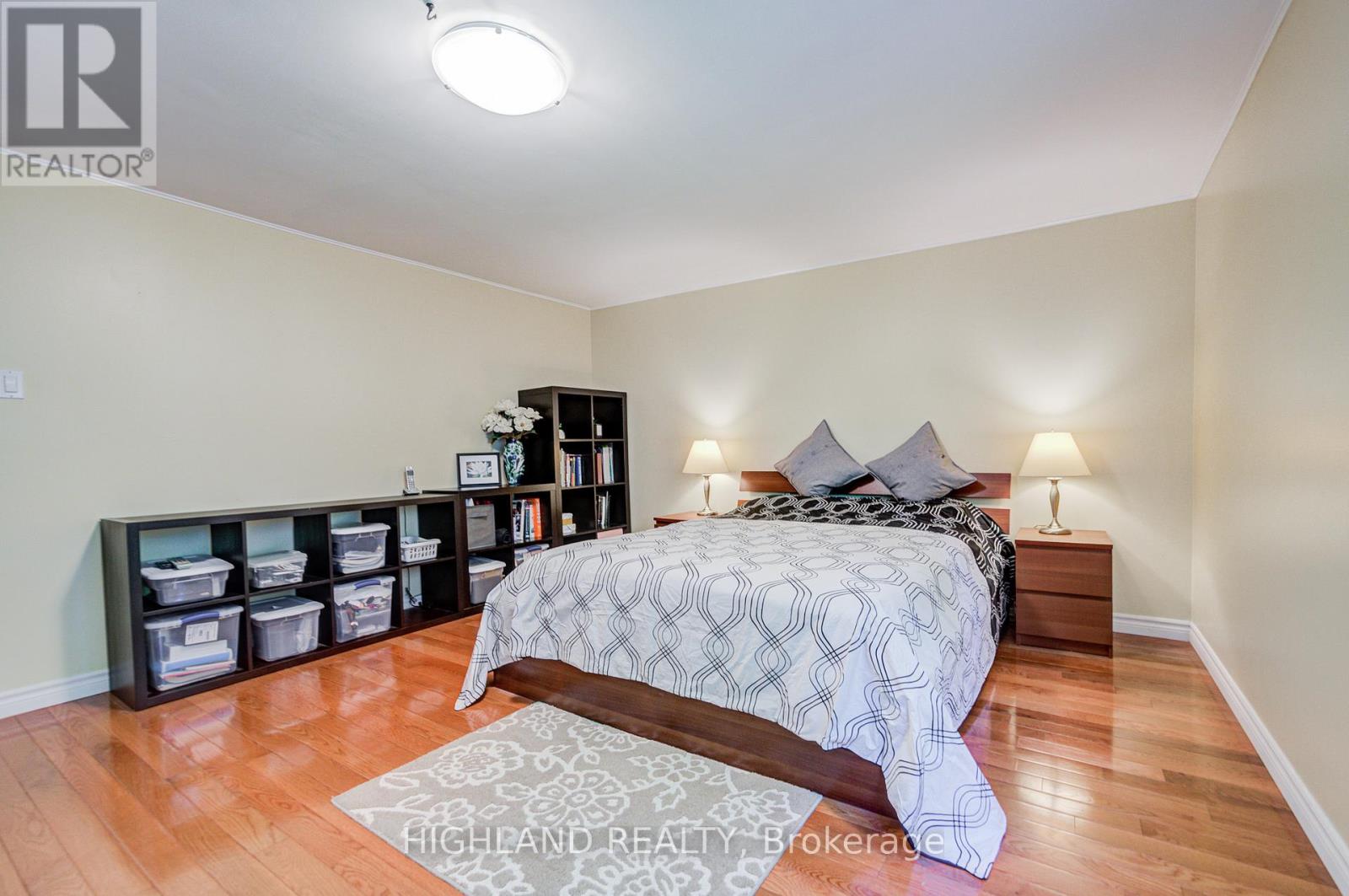 6937 Harris Road, Mississauga, Ontario  L5N 4Z1 - Photo 24 - W13428324