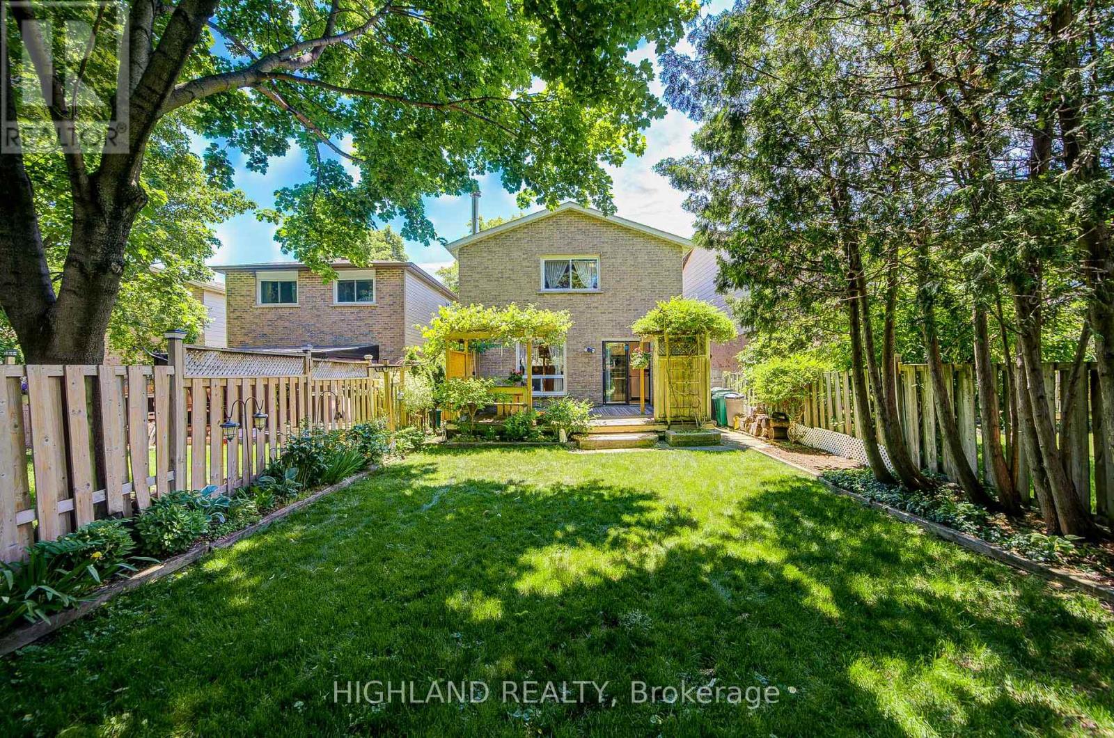 6937 Harris Road, Mississauga, Ontario  L5N 4Z1 - Photo 45 - W13428324