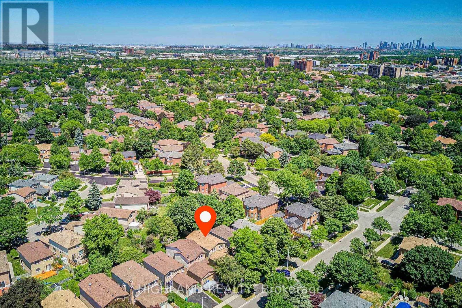 6937 Harris Road, Mississauga, Ontario  L5N 4Z1 - Photo 46 - W13428324