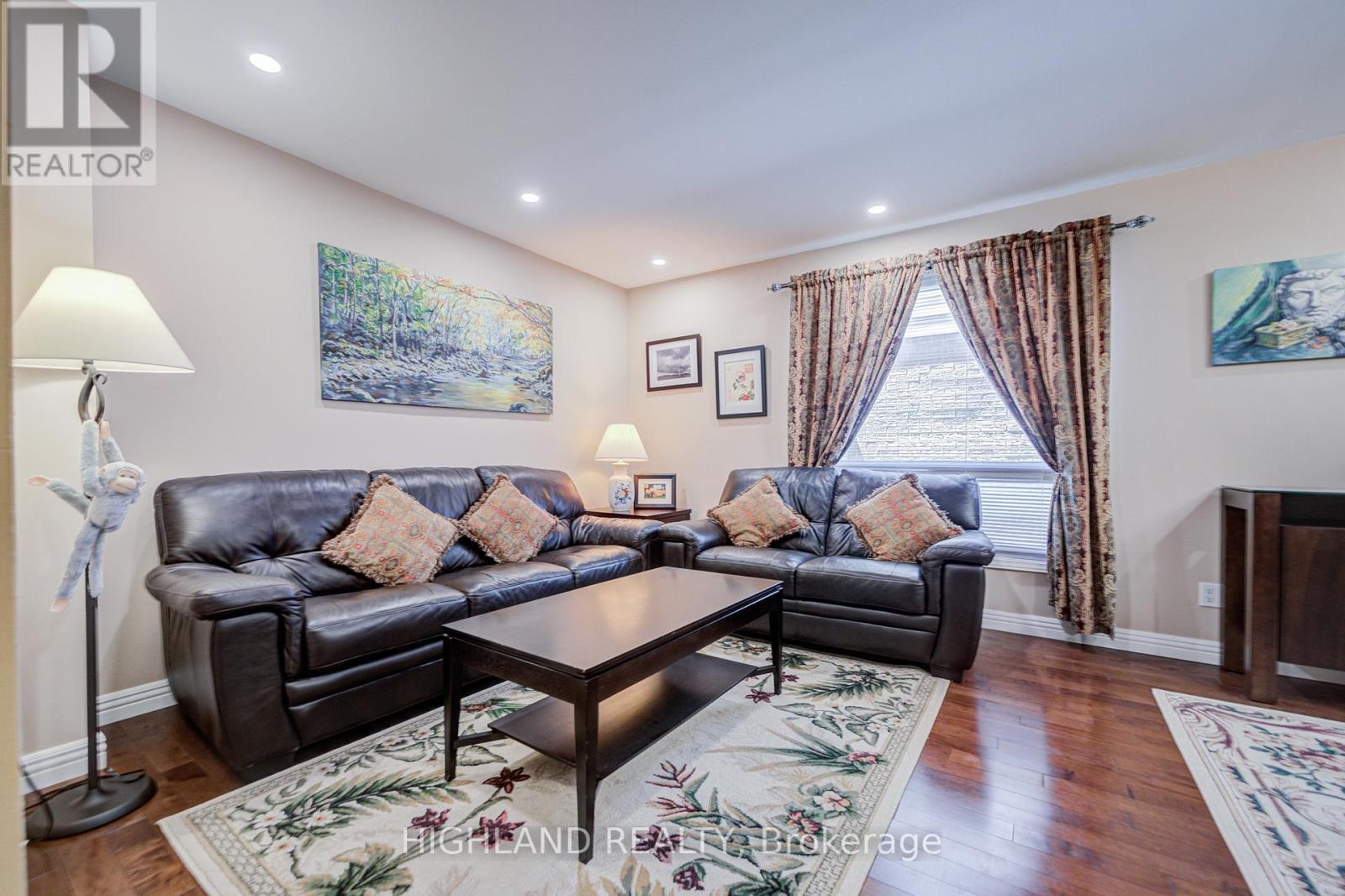 6937 Harris Road, Mississauga, Ontario  L5N 4Z1 - Photo 7 - W13428324
