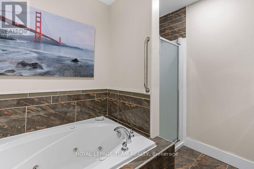 295 Gershwin Private, Ottawa, Ontario  K2H 1G5 - Photo 28 - X13428450