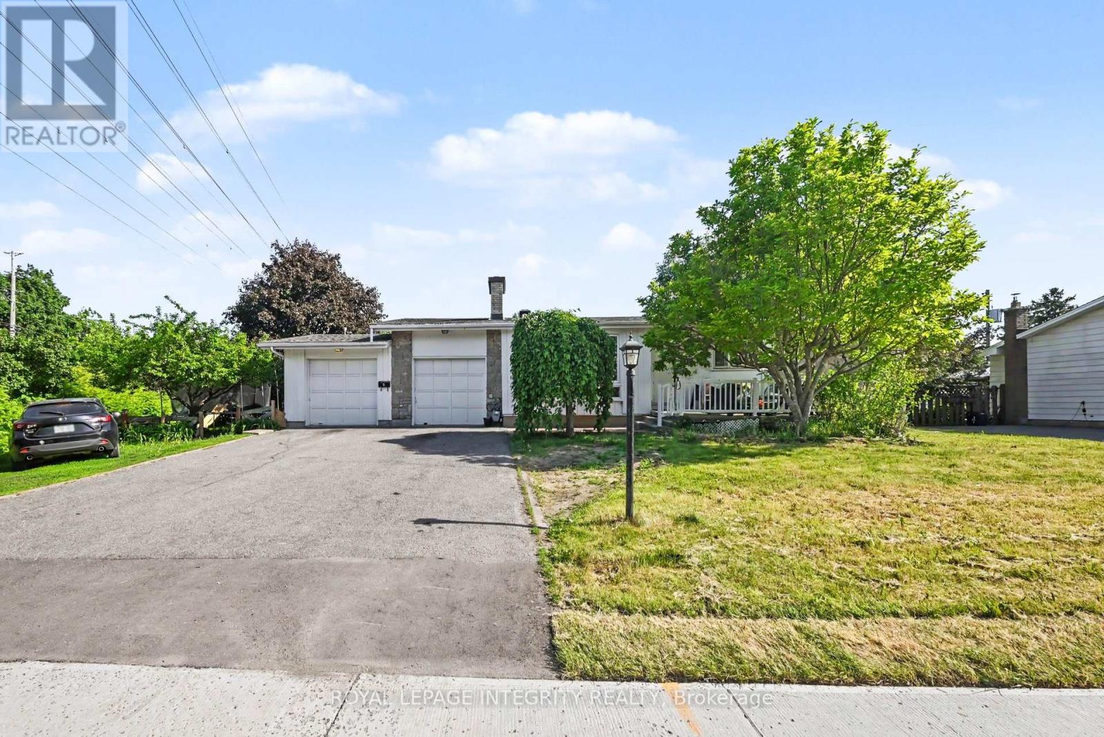 104 Viewmount Drive, Ottawa, Ontario  K2G 3C1 - Photo 2 - X13428616
