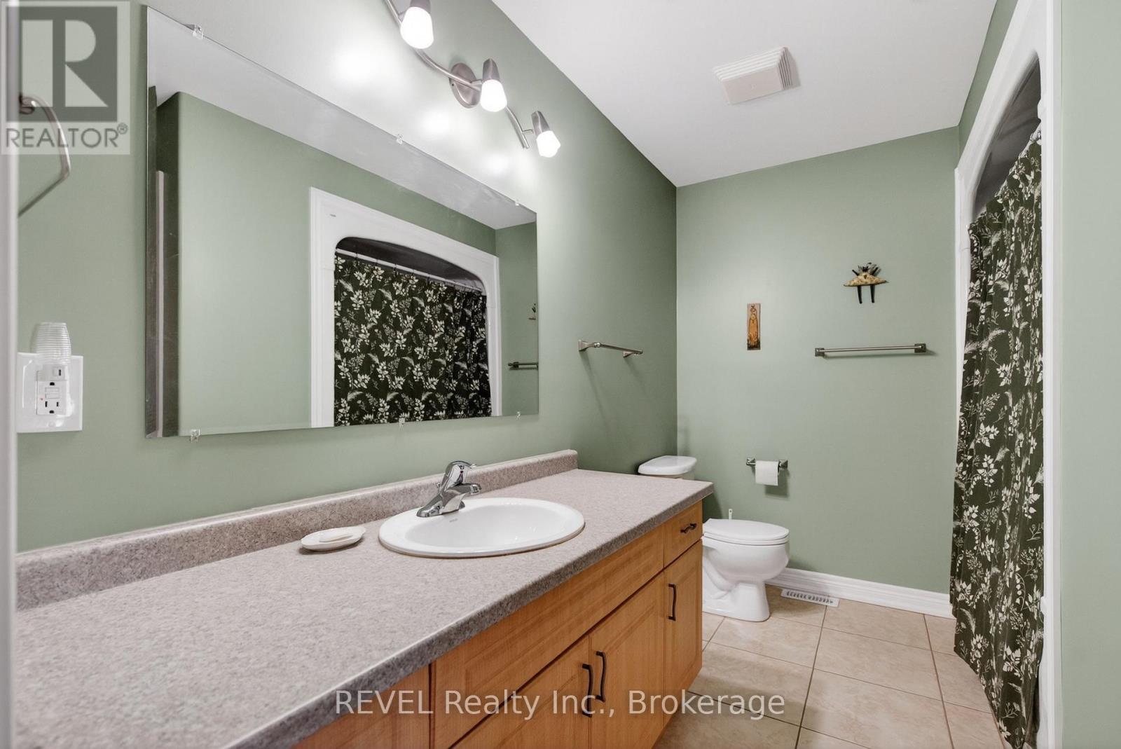 67 Chloe Street, St. Catharines, Ontario  L2P 0A5 - Photo 26 - X13428432