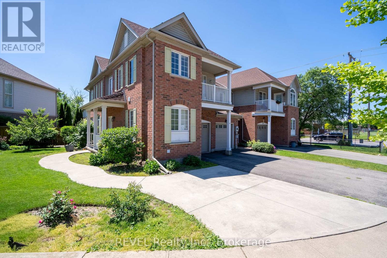 67 Chloe Street, St. Catharines, Ontario  L2P 0A5 - Photo 5 - X13428432