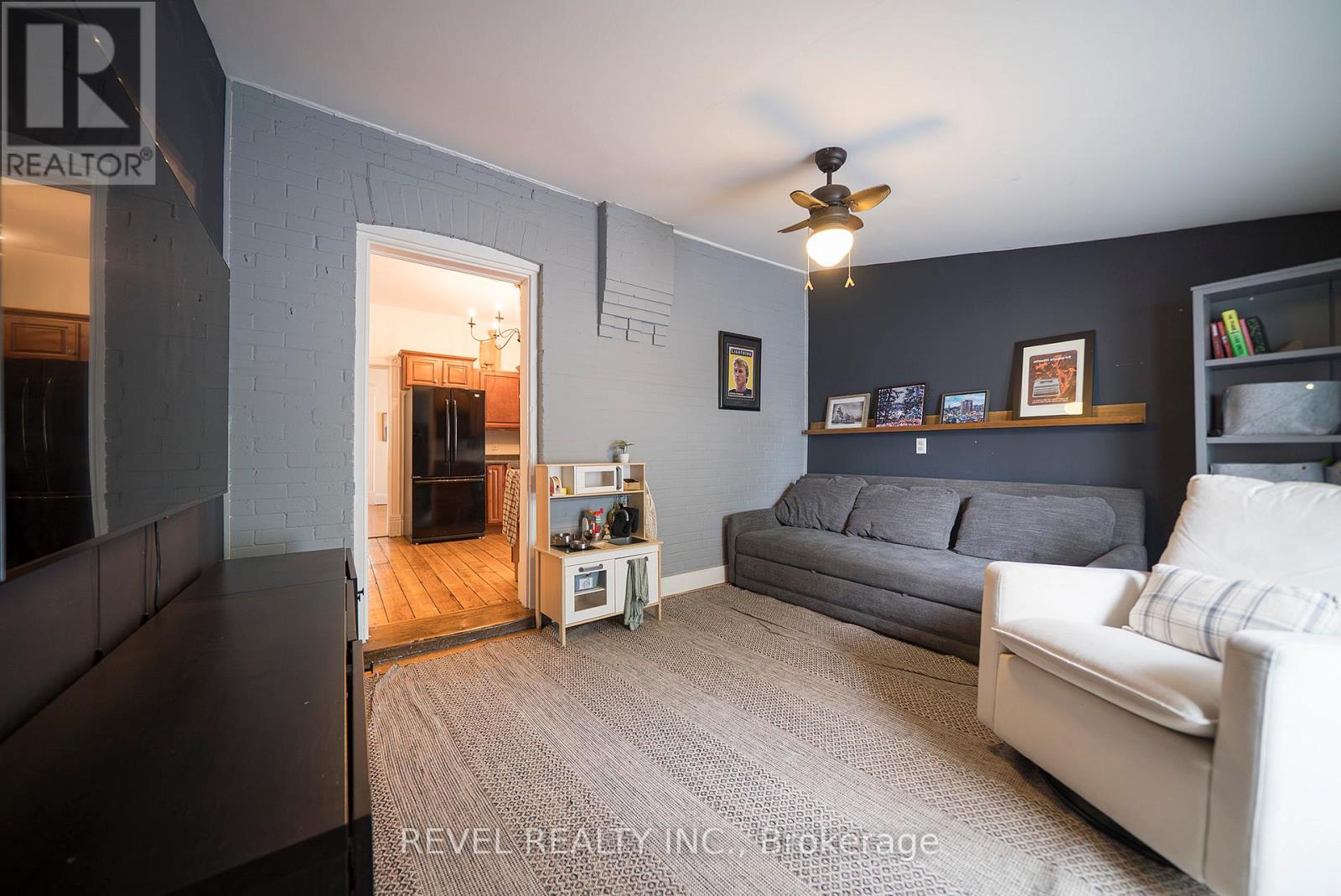 22 Lawrence Street, Brantford, Ontario  N3R 1A7 - Photo 10 - X13428352